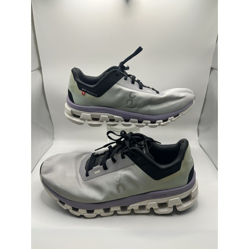 On Running Cloudflow 4 Women's Running Shoes Size 8.5 'Fade‎ Wisteria'